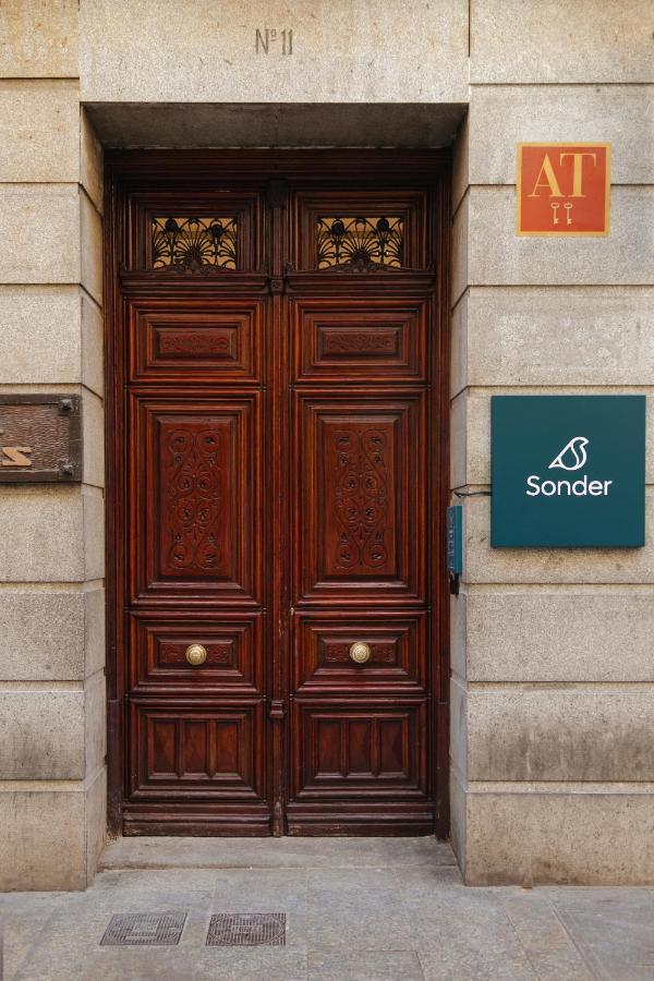 Апарт готель Sonder Santa Ana Мадрид Екстер'єр фото